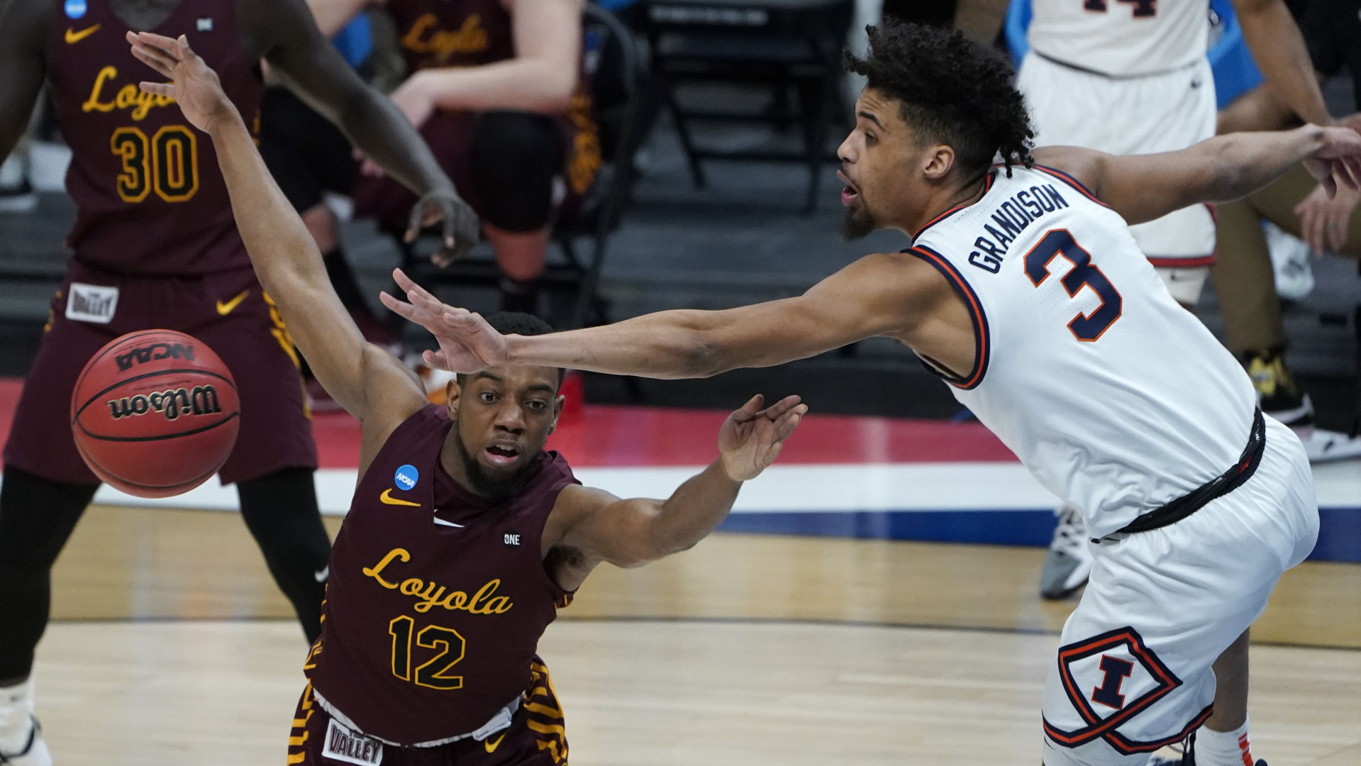 NCAA Loyola Chicago Illinois Basketball